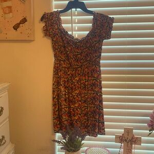 Floral flowy sun dress M